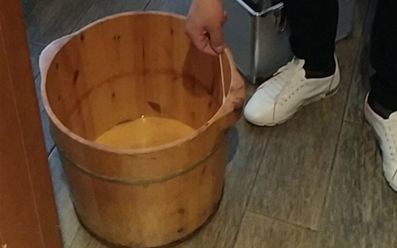 足浴店衛生檢測現場